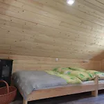 Hut Vaznik * Mrzli Studenec