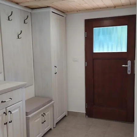 Hut Vaznik